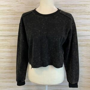 GB Cropped Crewneck Sweatshirt